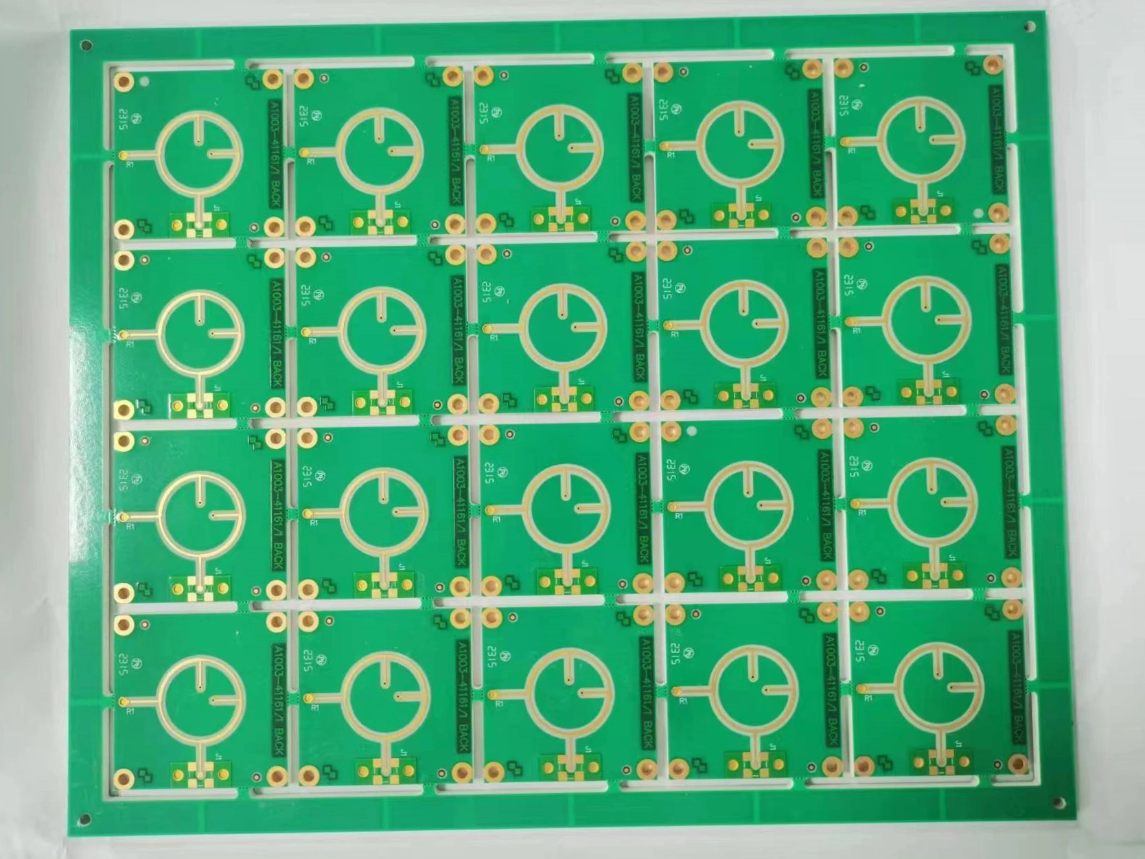 RogersTMM6 Antenna with DIG