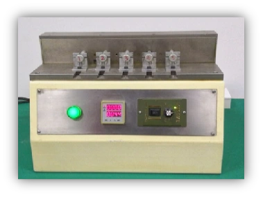 Rotating durability testing machine